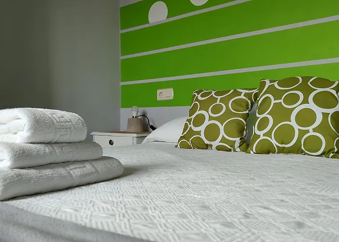 Casa Julia Vut * Olleros de Tera